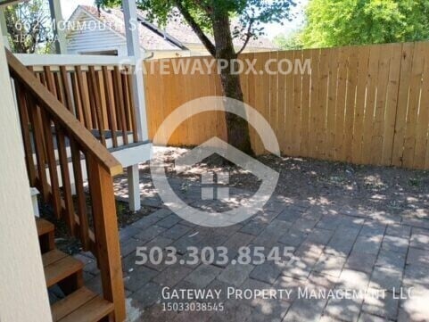 Photo - 662 Monmouth St