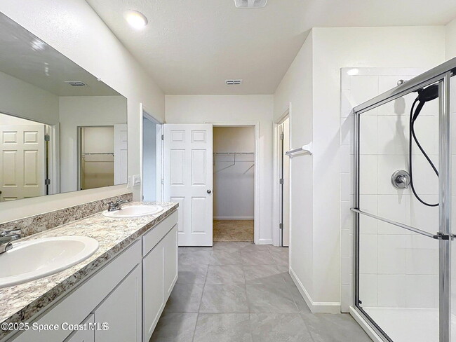 Photo - 870 Remington Green Dr SE