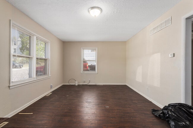 Photo - 9711 E 18th St S Unidad 1801