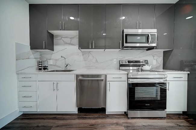 Photo - 4900 Spruce St Unit A101