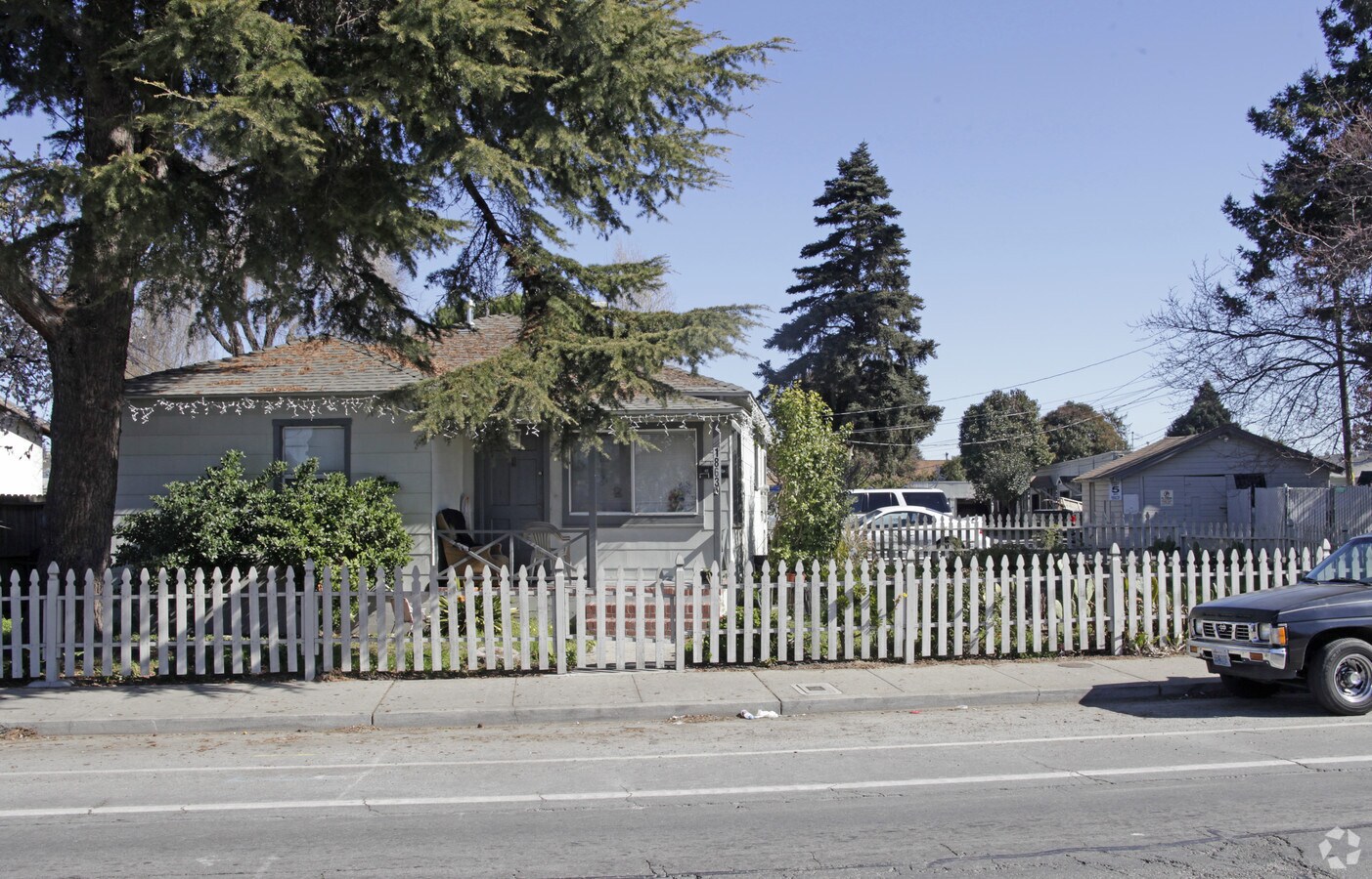 Photo - 18634-18654 Meekland Ave Apartments