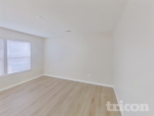 Photo - 2108 Wilkinson Dr