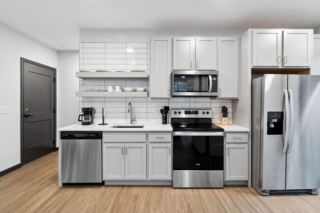 Photo - 423 E Michigan St Unit SI ID1032106P