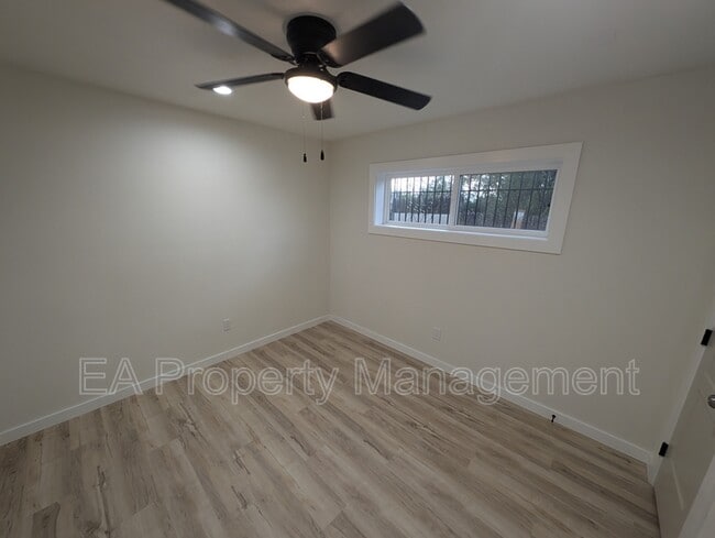 Photo - 443 Trumbull Ave SE
