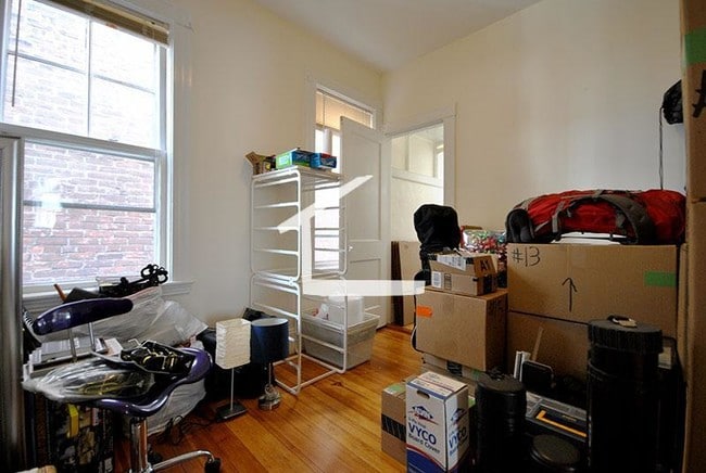 Photo - 166 Kelton St Unit 1