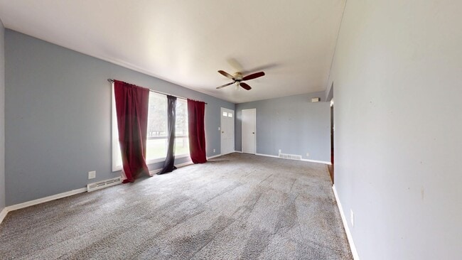 Photo - Shelby Schools, Country Ranch with Garage!