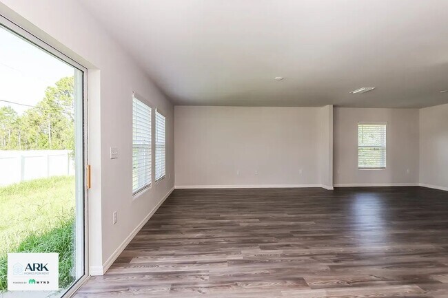 28257 Chinquapin Dr