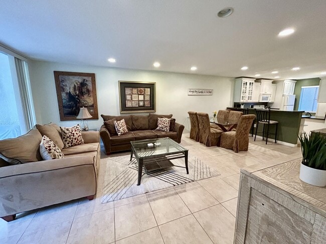 Photo - 4801 Esedra Ct Unidad 104