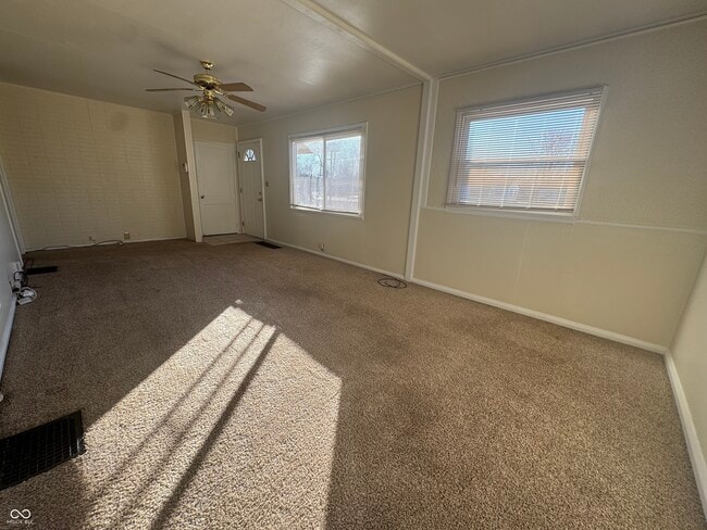 Photo - 2011 W Kessler Blvd N Dr