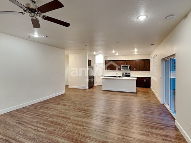 Photo - 231 Allen Ln