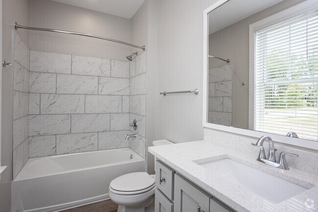 3BR, 3.5BA - 2,795SF - Second Bathroom