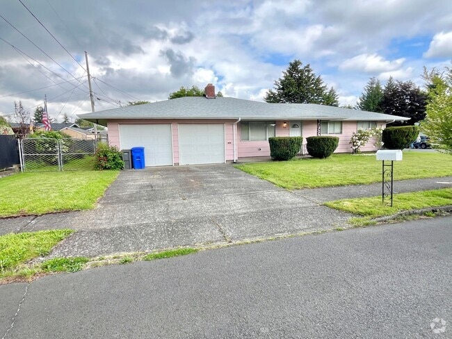 Building Photo - Rockwood area 3 bedroom ranch on corner lot Rental