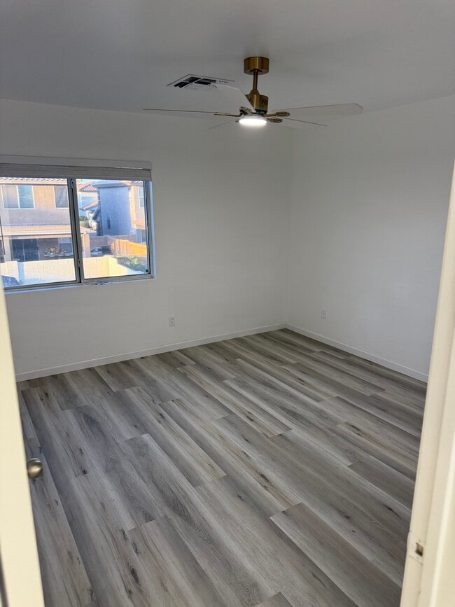 Photo - 11218 W Roma Ave