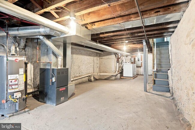 Photo - 1319 N 55th St