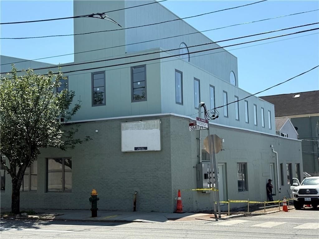 Photo - 536 Smith St Unit #202