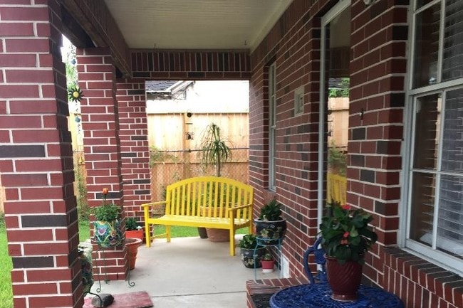 Street Front - 7012 Boyce St Unit Apartment