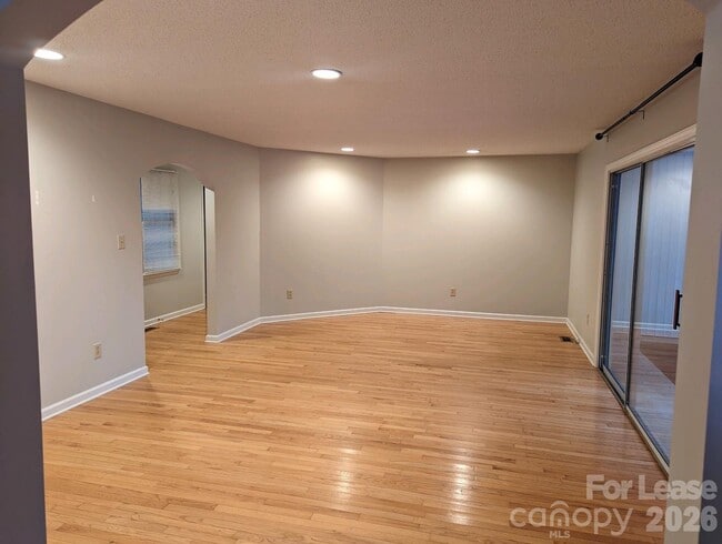 Photo - 3984 Wind Rock Ct