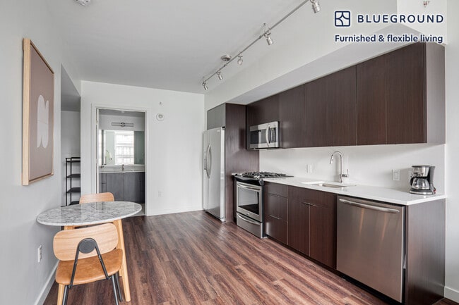 2116 4th Ave Unit SI FL16-ID229