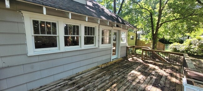 Photo - 619 S Kentwood Ave