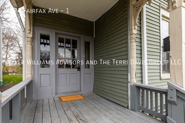 Photo - 1874 Fairfax Ave Apartamento Unidad 1