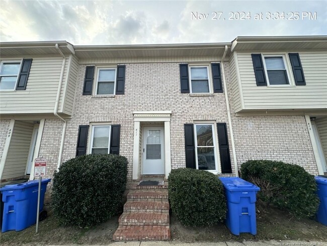 Photo - 411 Kirkcaldy Ct Townhome