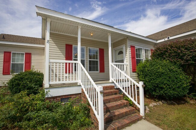 Photo - "Charming 3-Bedroom Home with 2 Full Bathrooms in Vass, NC - Spacious and Comfortable Country Liv...