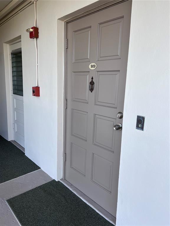 Photo - 3150 N Palm Aire Dr Unit 909