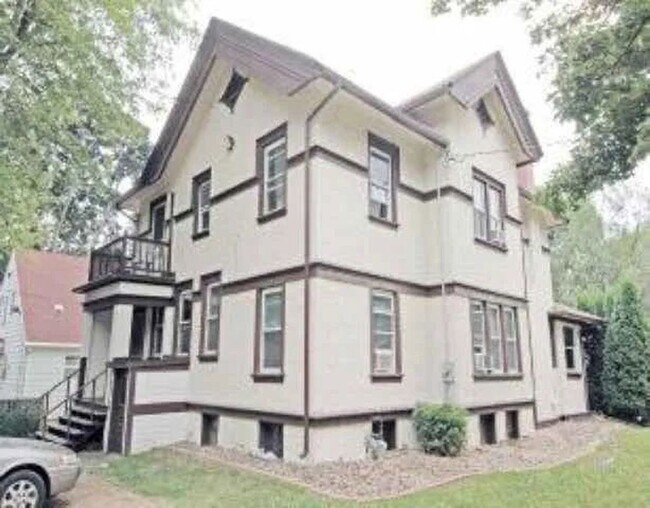 Photo - 1632 Jefferson St Unit 1632 Jefferson St - Whole House