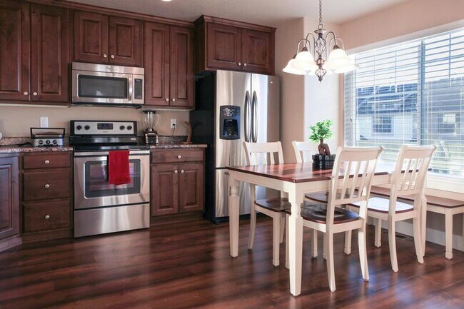 Photo - 1155 Independence Ave