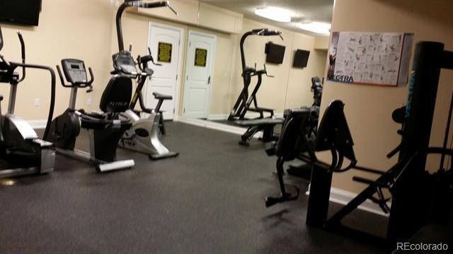 Photo - 2500 E Cherry Creek S Dr Unidad 307