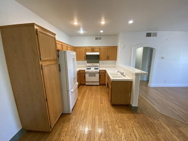 Photo - 2201 Ramsgate Dr Unit Apt 216