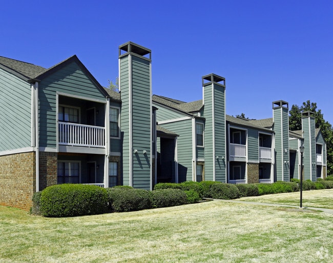 1 Luxury Terrace fireplaces and patio/balconies - Brixworth at Bridge Street