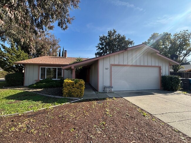 Photo - Beautiful Single-Story Gem in Vacaville!