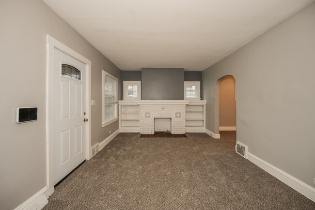 Photo - 3638 Ludgate Rd