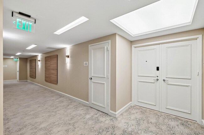 2727 S Ocean Blvd Unit 405