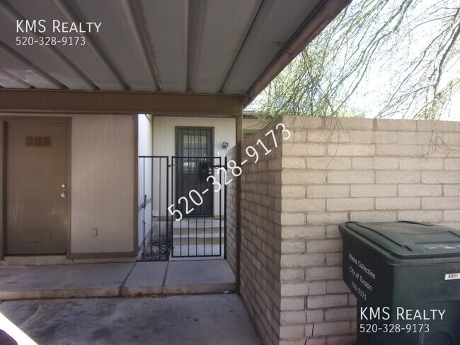 Photo - 591 W Redondo Dr