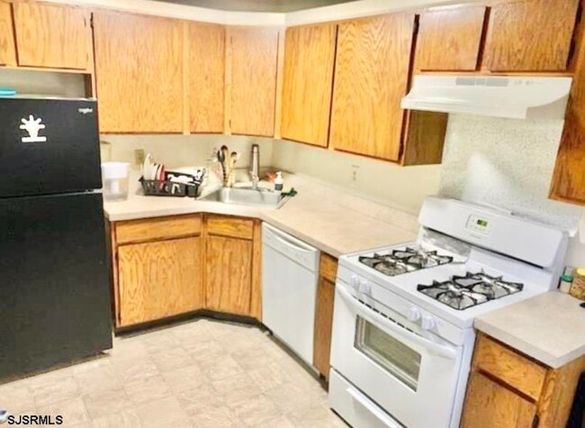 Photo - 118 Sussex Pl Unidad 118