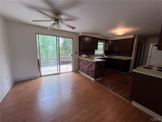 Photo - 645 Sunflower Dr