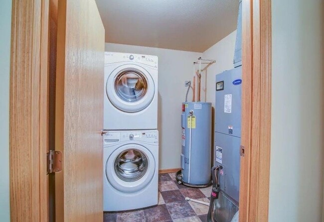 Photo - Corner View Apartments