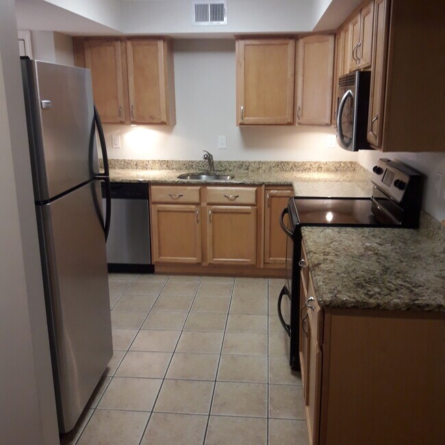 Stainless Steel & Granite - 1809 Adair Bridge Cv Unit 1