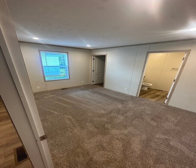 Photo - 7519 Dorr St