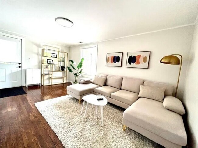 Photo - 1034 Charles Ave