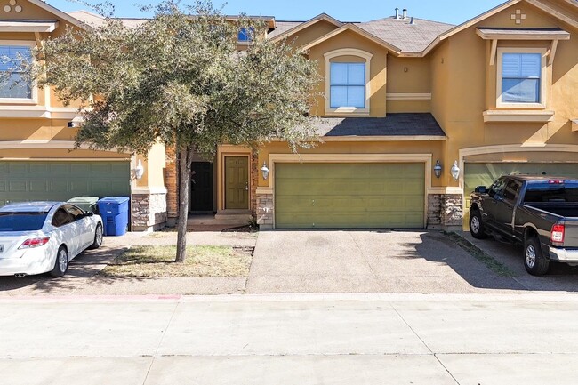 Photo - 9310 Albany Dr Unidad 17