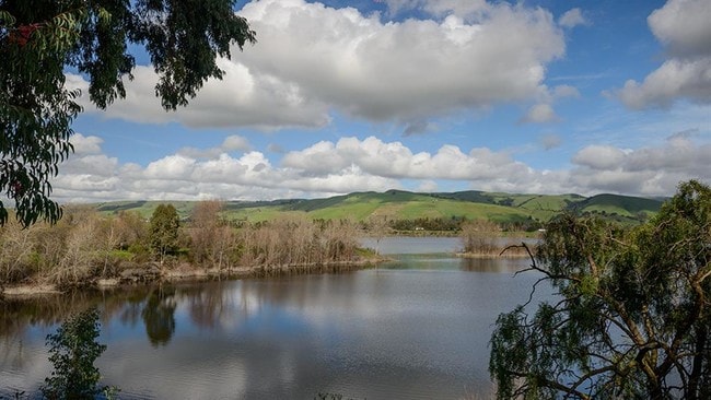 reekside Village Quarry Lakes Regional Recreational Area - Creekside Village