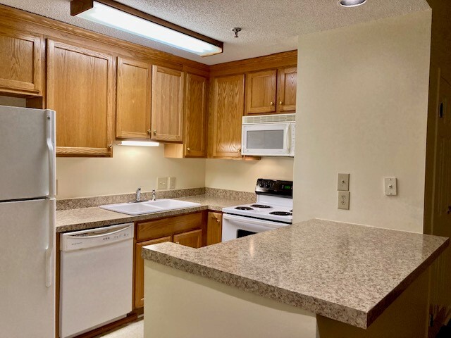 Photo - 211 Heritage Blvd Condo Unit 205