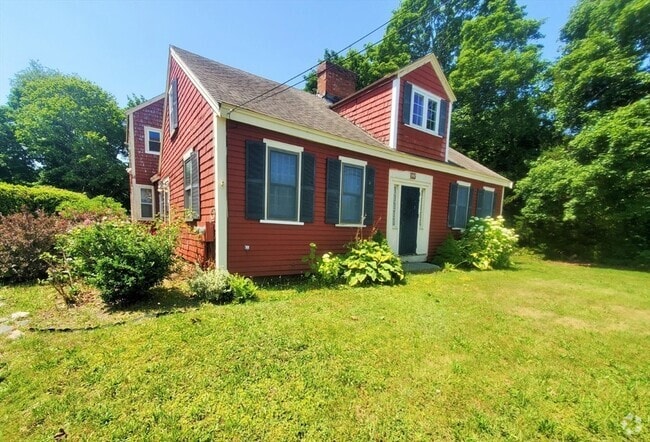 Building Photo - 592 Plymouth St Unit 1 Rental