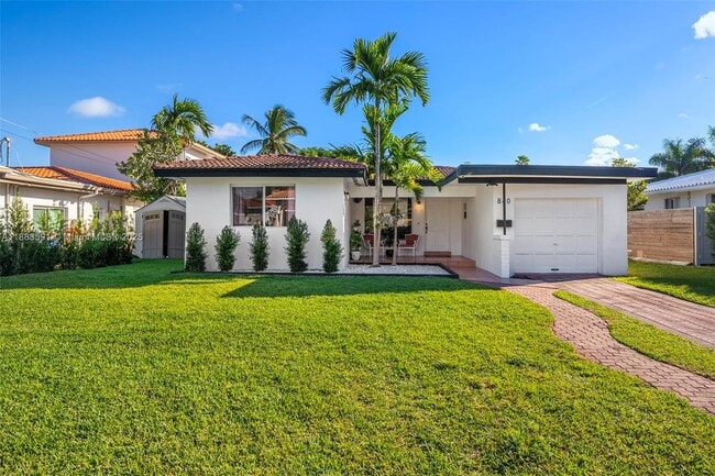 Building Photo - 840 S Shore Dr