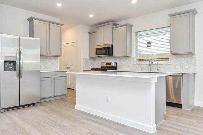 Photo - 17139 Walden Lk Ln