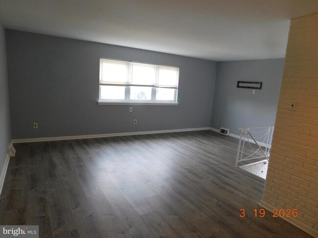 Building Photo - 2165 Benson St