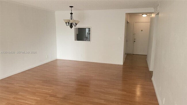 Photo - 1001 NE 14th Ave Unit 201